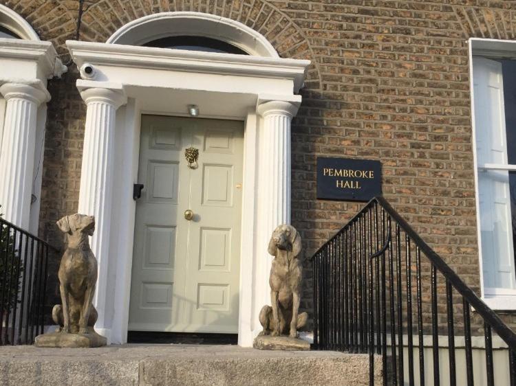 Pembroke Hall Dublin Quarto foto